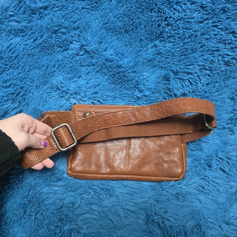 Spikes & Sparrow Leather Belt Bag Unisex - Picture 8 of 10